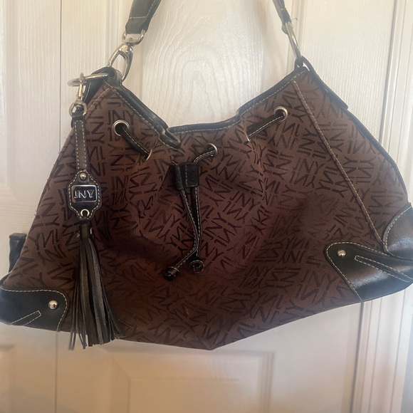 Jones New York Signature Satchel in Black & Brown ~ Like New! - Picture 2 of 11